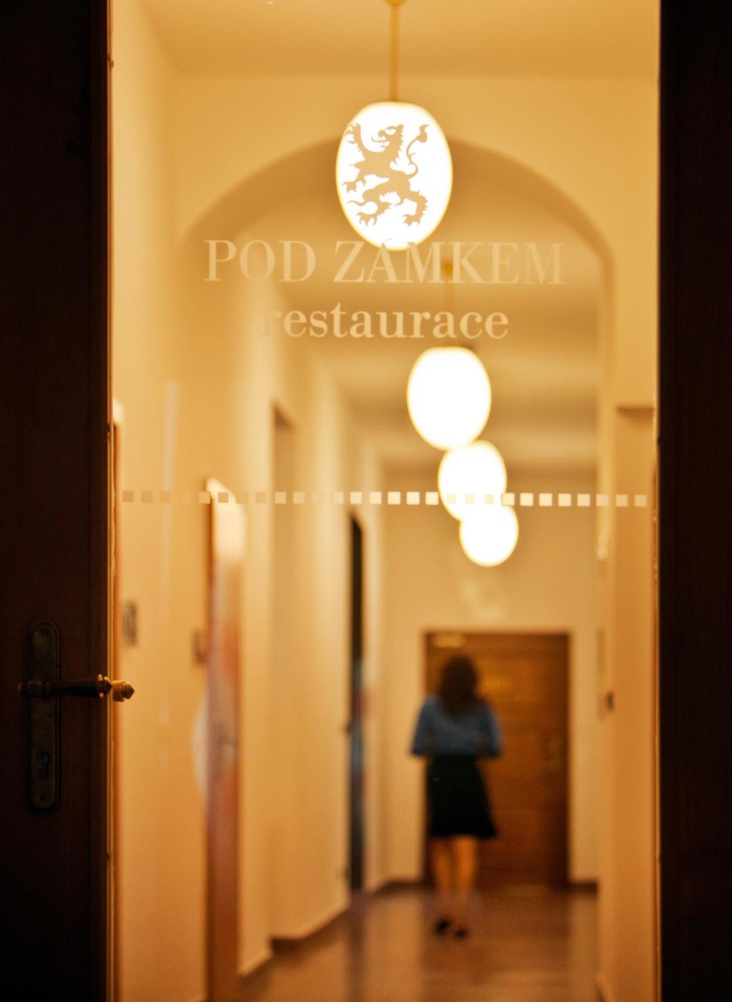 Hotel Pod Zamkem Boskovice Buitenkant foto