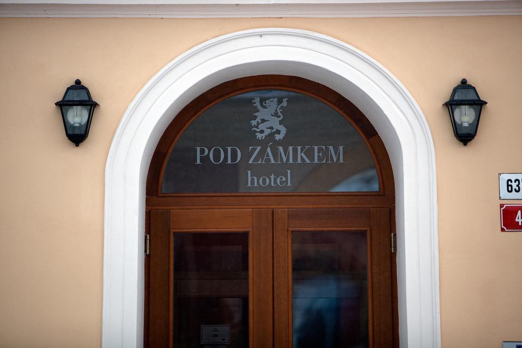 Hotel Pod Zamkem Boskovice Buitenkant foto
